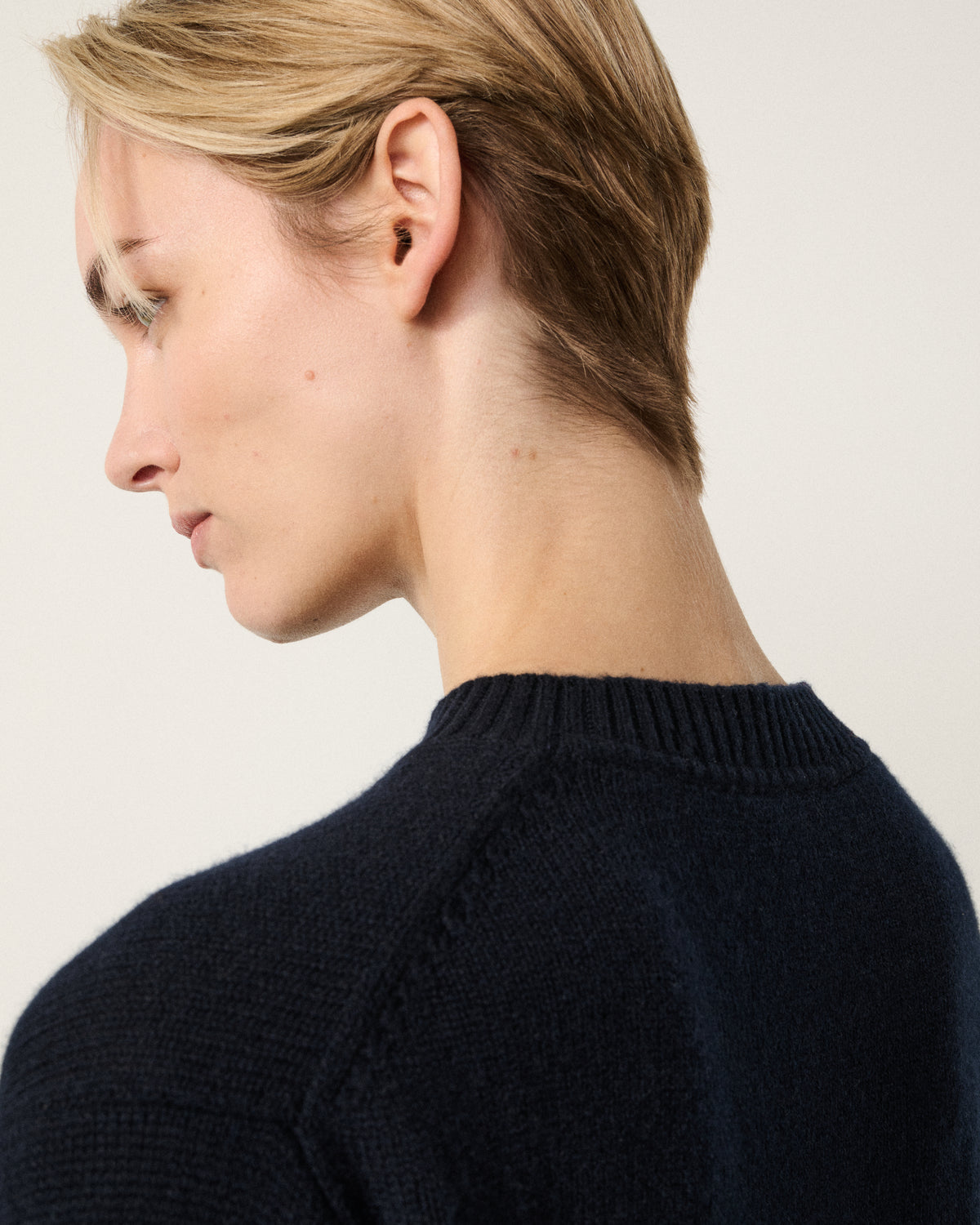 close neck detail